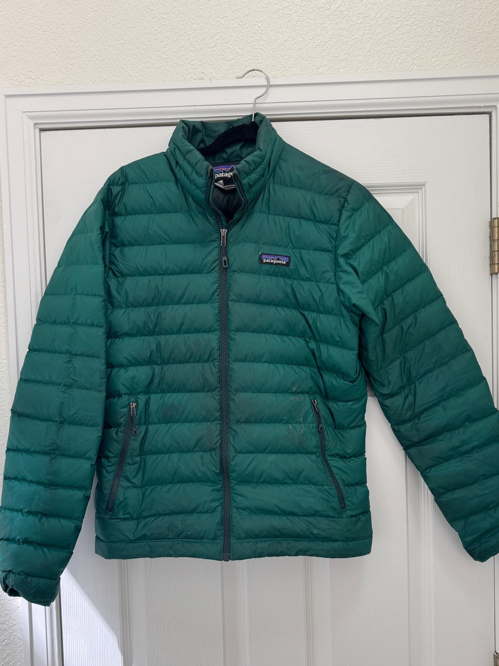 Patagonia Men’s Small Green Packable Puffer Jacket